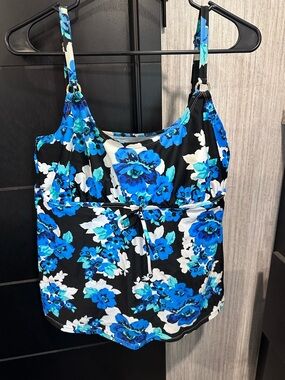 Blue Floral Women's Tankini Top with Underwire